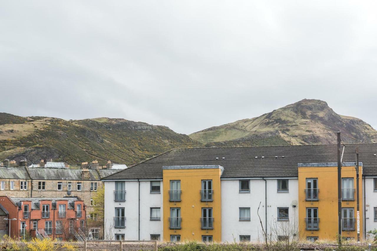 Lovely Central Edinburgh Apartment المظهر الخارجي الصورة
